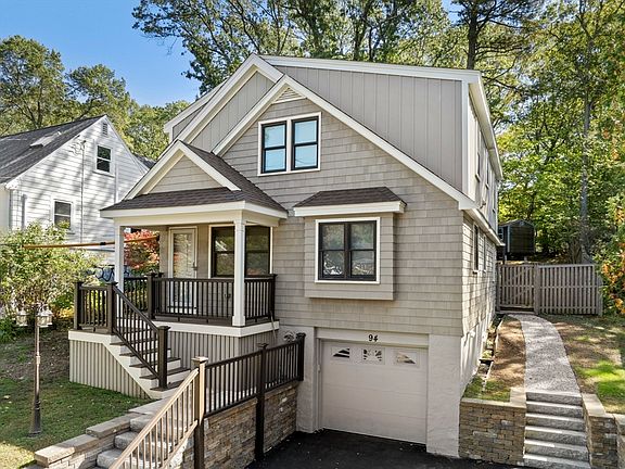 3rd image of 94 Middle St