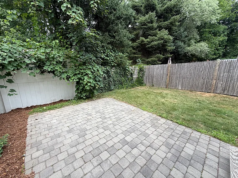 283 Lake St #B — Photo 22