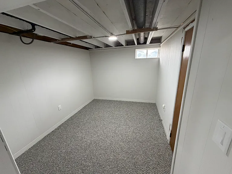 1818 Grandview Dr — Photo 15