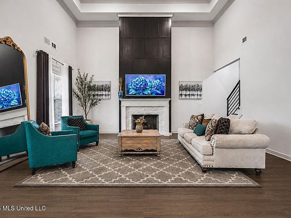 5th image of 7448 Live Oak Manor Cv