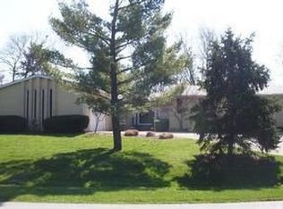 908 Plum Rdg, Columbus, OH 43213