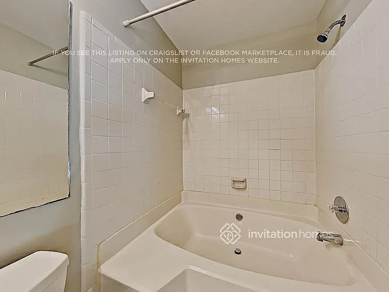 1714 Brandon Trace Ave — Photo 14