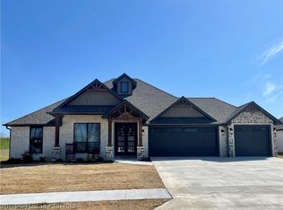 2518 Thistle St, Van Buren, AR 72956