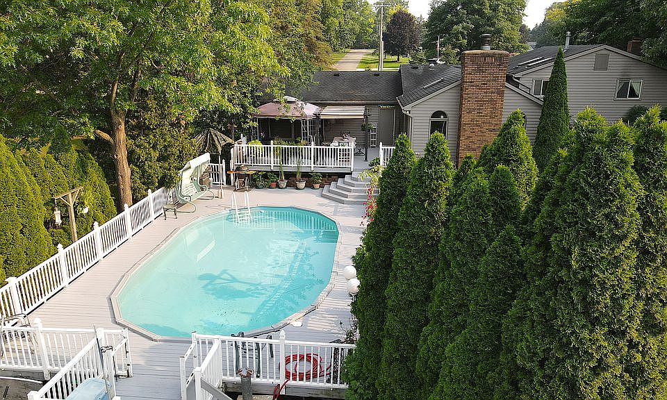 1st image of 9206 Wild Oaks Cir