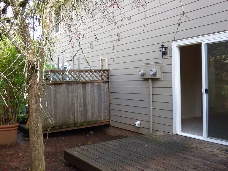 3361 Crawford St SE #A-F — Photo 14
