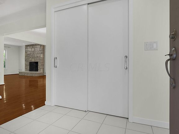 3rd image of 4876 Shackelford Ct