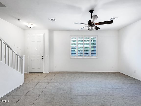 5th image of 125 N SUNVALLEY Boulevard #110