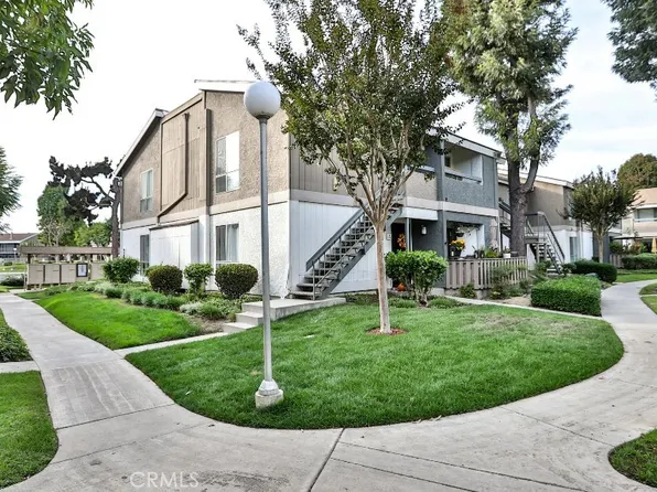 2829 S Fairview St Unit B, Santa Ana, CA 92704