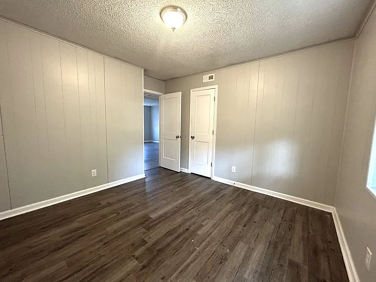 102 Ravenwood Dr #D — Photo 7