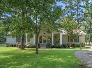 2109 Twin Lake Dr, Benton, LA 71006