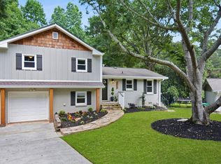 2520 Laurel Ridge Dr, Decatur, GA 30033