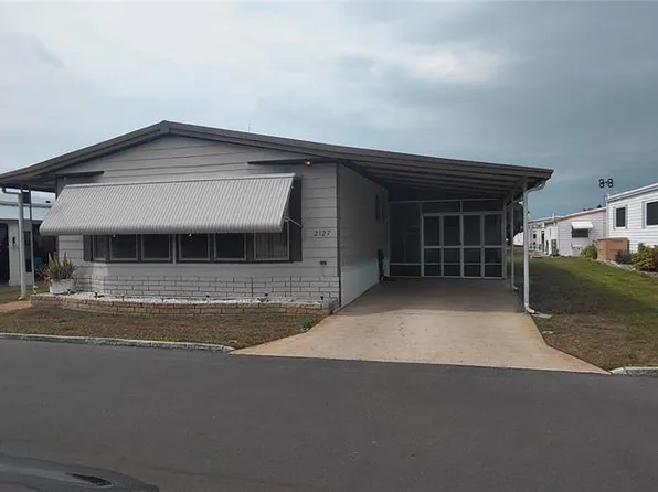 2127 Oahu Dr, Holiday, FL 34691