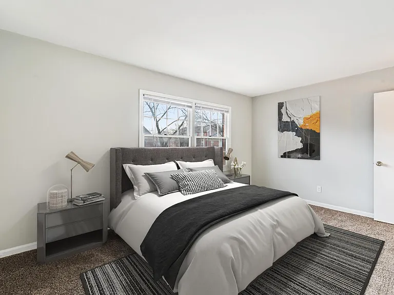 Jamestown Apartments & Townhomes — Photo 25