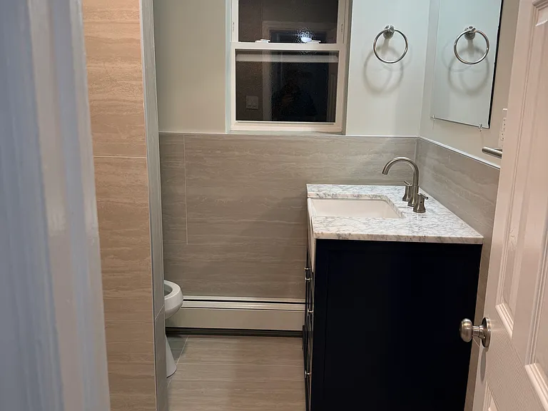 309 Essex St #1 — Photo 6