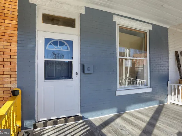 1910 N 3rd St, Harrisburg, PA 17102