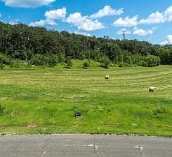 1st image of 996-L7B2 Golfview Dr