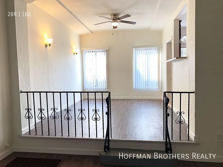 4526 Edgewood Pl #4526-1/2 — Photo 2
