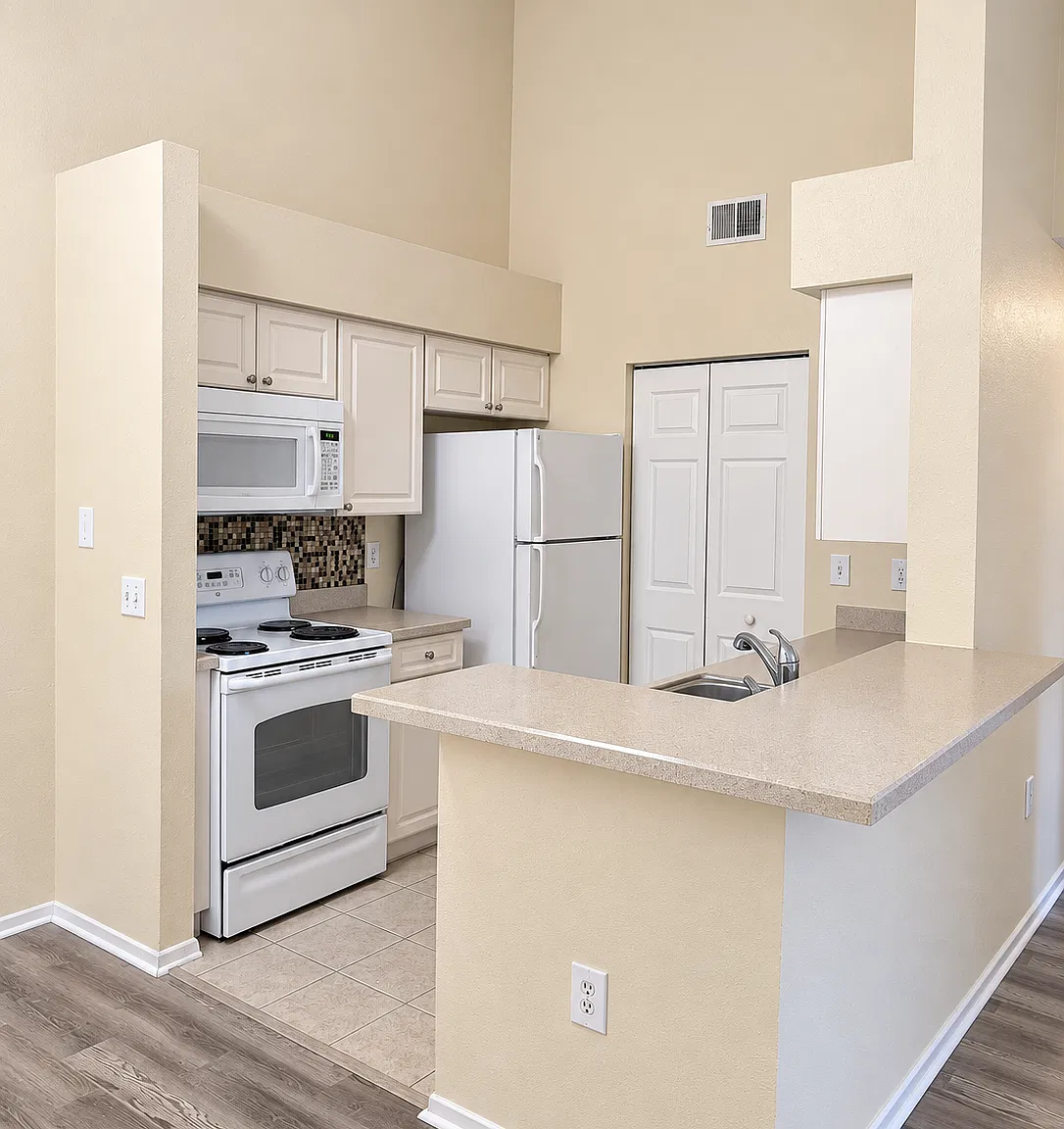 1 bed, 733 sqft, $1,650 — Photo 3
