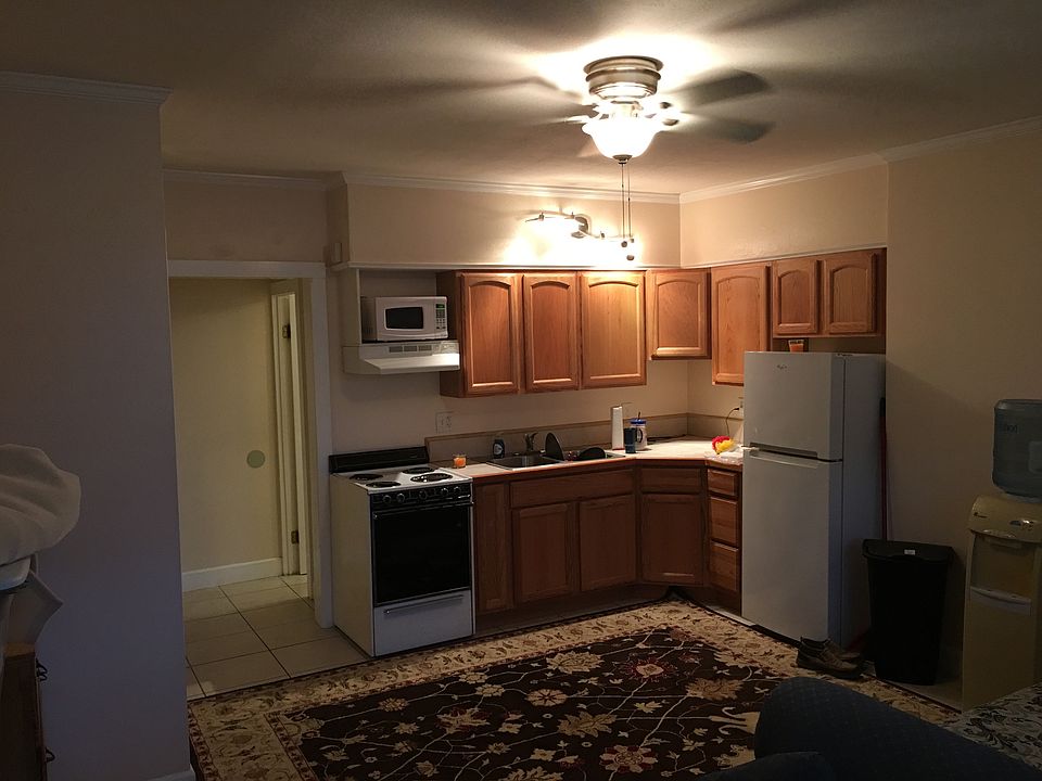 2nd image of 304 W Gregory St APT 3