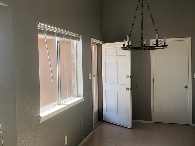 5794 Ridge Dr — Photo 3