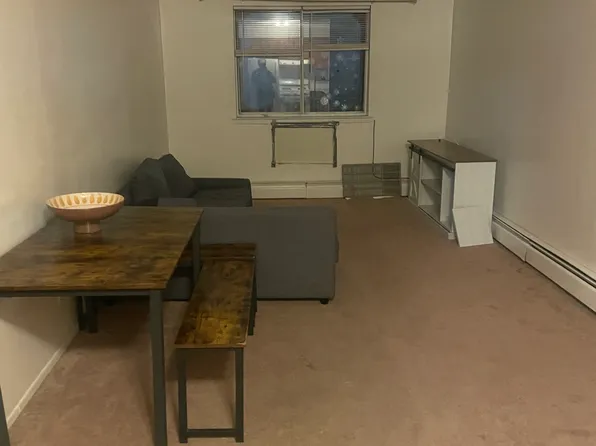 84-02 Lefferts Boulevard image 1 of 5