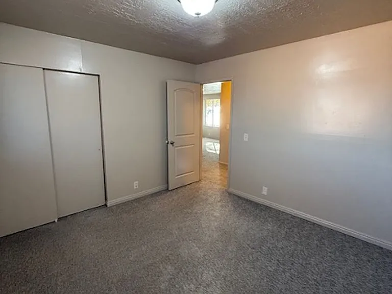 537 E Acoma Rd — Photo 13
