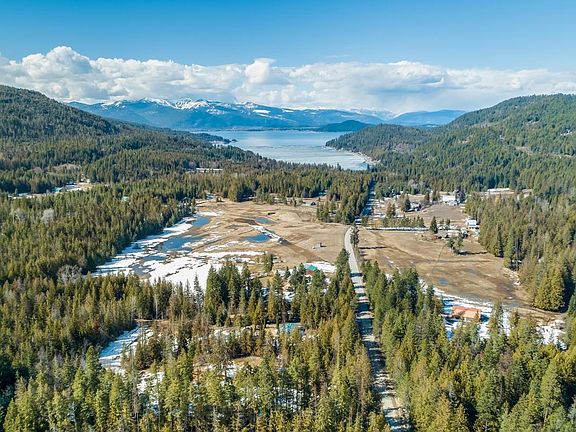 4th image of 9775 Bottle Bay Rd