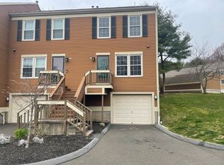 173 Foxbridge Vlg #173, Branford, CT 06405