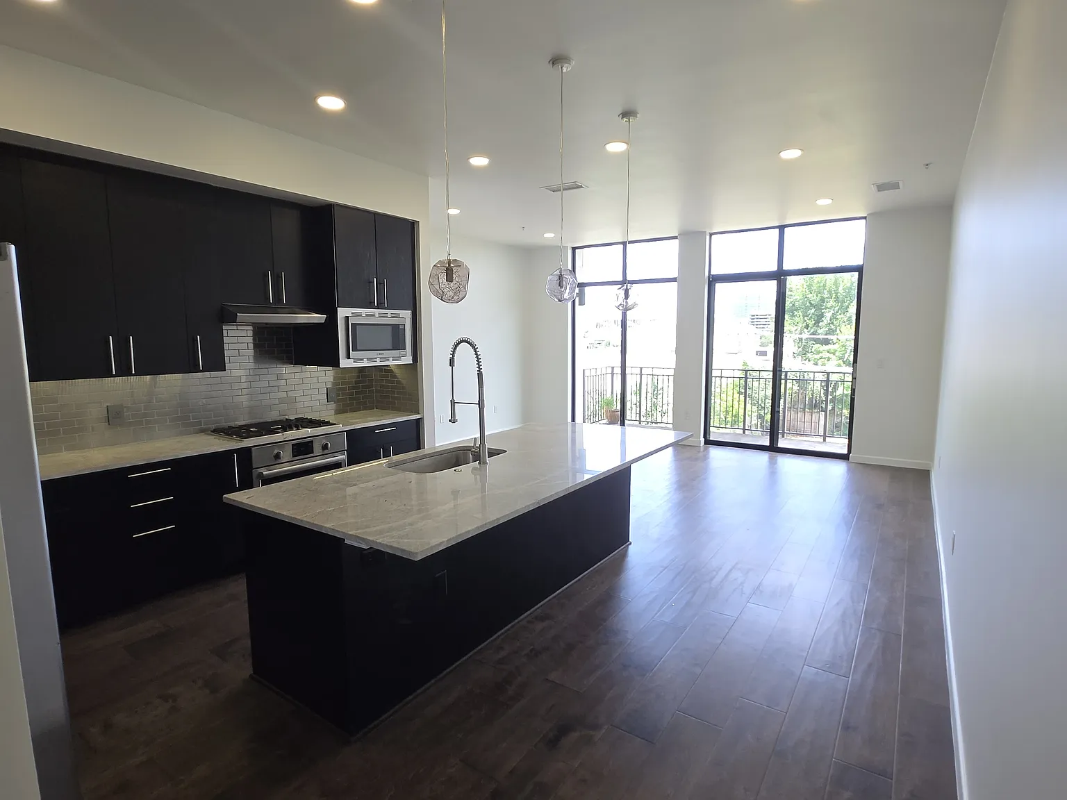 2 bed, 1486 sqft, $2,980 — Photo 1