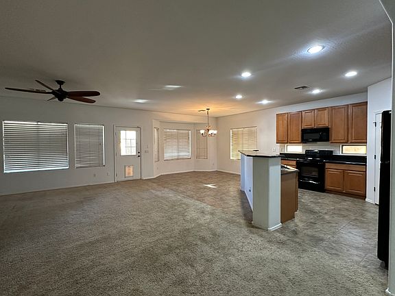 4th image of 15589 W Campbell Ave