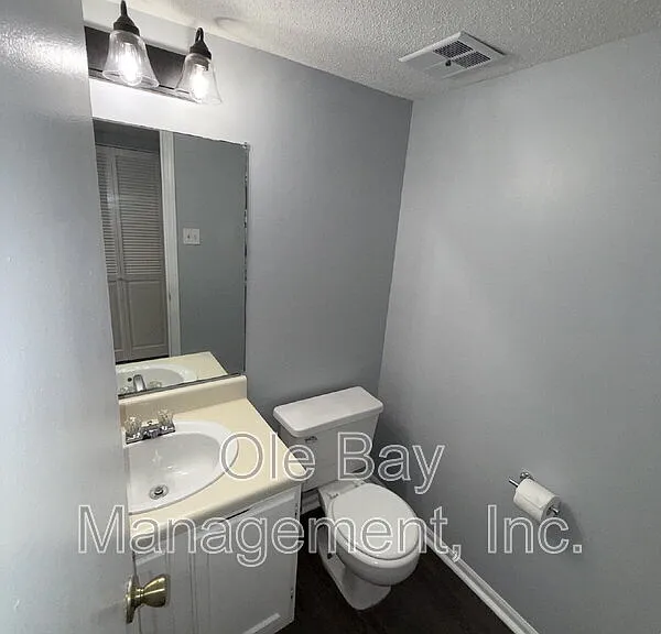 6701 Dickens Ferry Rd #52 — Photo 4
