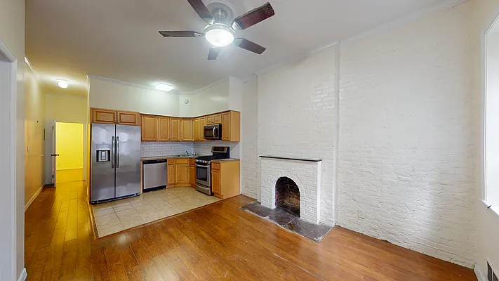 Rented by Bond New York | media 4