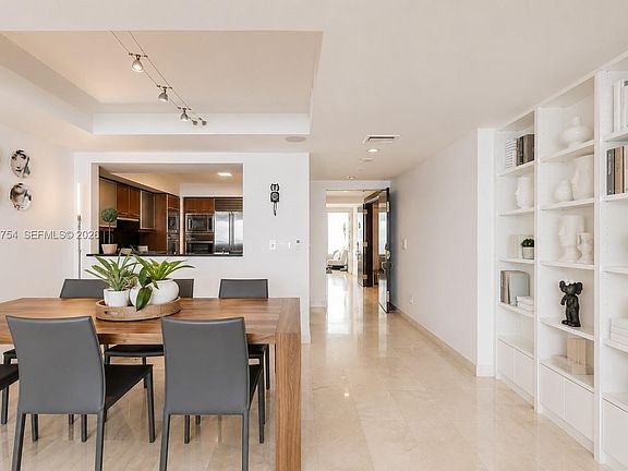 5th image of 1331 Brickell Bay Dr APT 2805