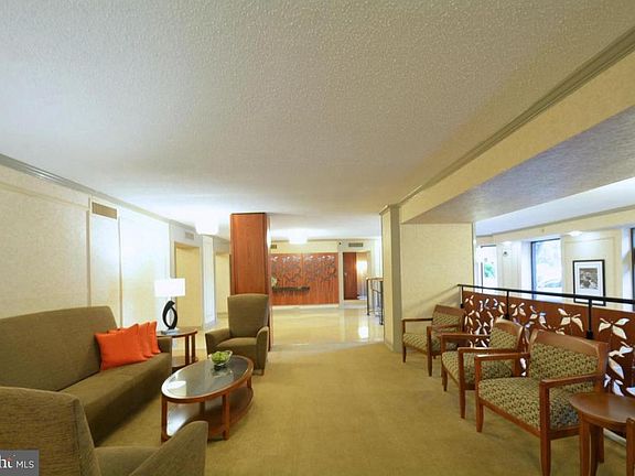 3rd image of 5904 Mount Eagle Dr APT 817