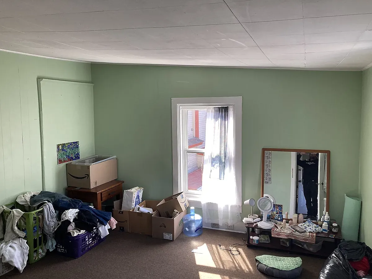 2 bed, 1300 sqft, $1,950 — Photo 3