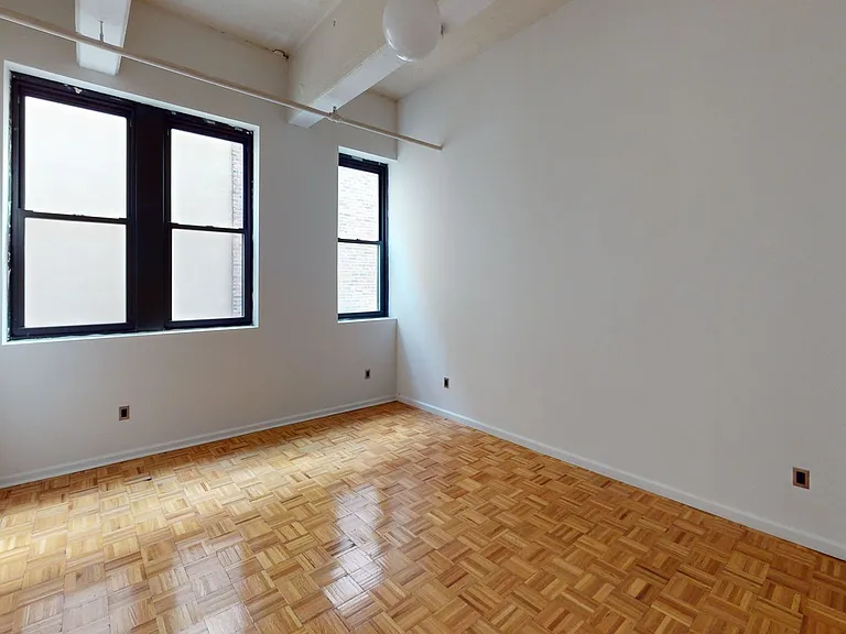91 Halsey St — Photo 15