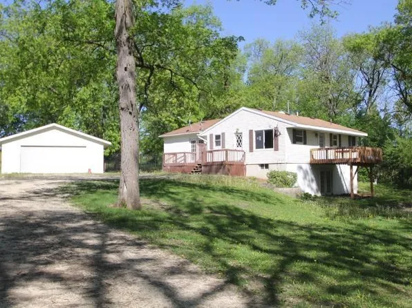 32055 Spring Ave, New Hartford, IA 50660