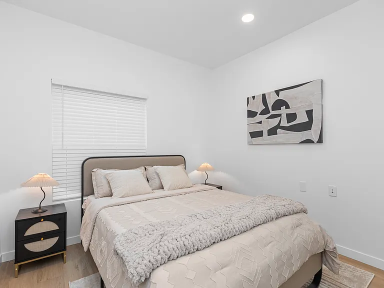 6916 Eberhart St — Photo 17