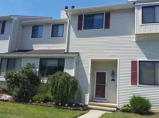 382 Middlewood Rd, Middletown, NJ 07748