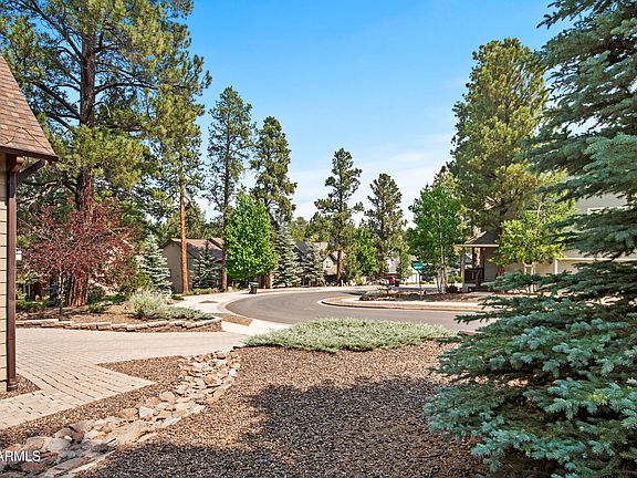 5th image of 113 W Gneiss Trail