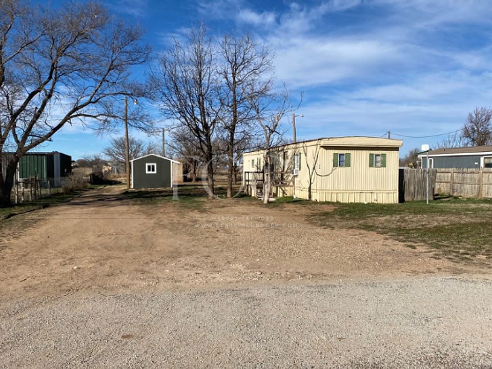 1st image of 124 County Road 2900
