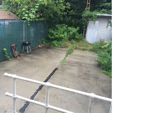 3rd image of 10415 88th Ave #1