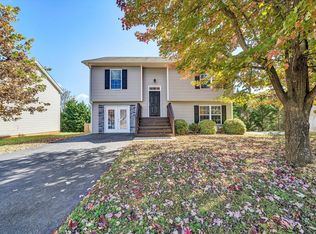 555 Old Fort Rd, Rocky Mount, VA 24151