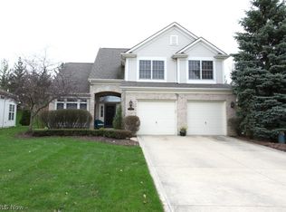 12345 Bristol Ln, Strongsville, OH