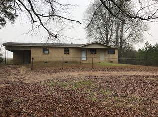811 Summerland Rd, Taylorsville, MS 39168