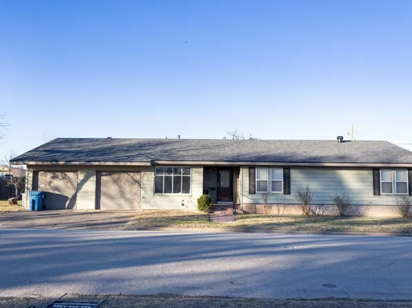 1200 W Williams St, Breckenridge, TX 76424