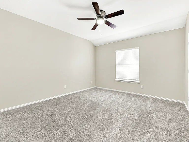 4450 Sharpsburg Dr — Photo 24