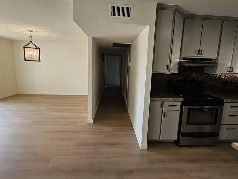 5012 E Presidio Rd — Photo 31
