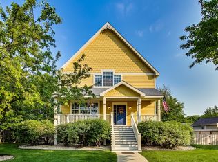 508 W Mechanic St, New Buffalo, MI 49117