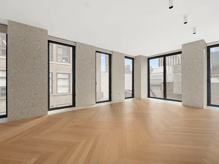 16 W 40th St #17D — Photo 1